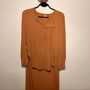 Oak + Fort Buttoned High Low Blouse